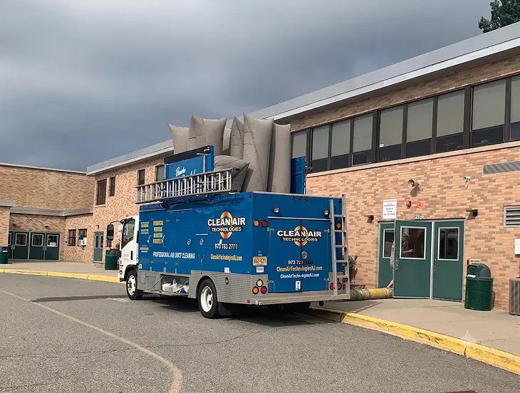 Air duct cleaning truck